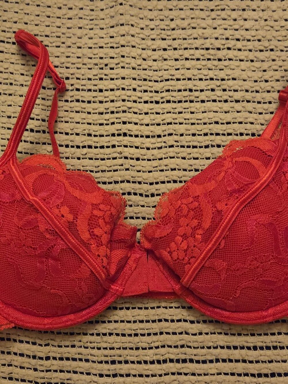Victoria's Secret Red Lace Bra size 34B, Like New